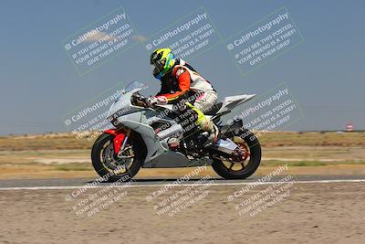 media/Sep-04-2023-Lets Ride (Mon) [[34443f911e]]/B Group/1220pm (Wheelie Bump)/